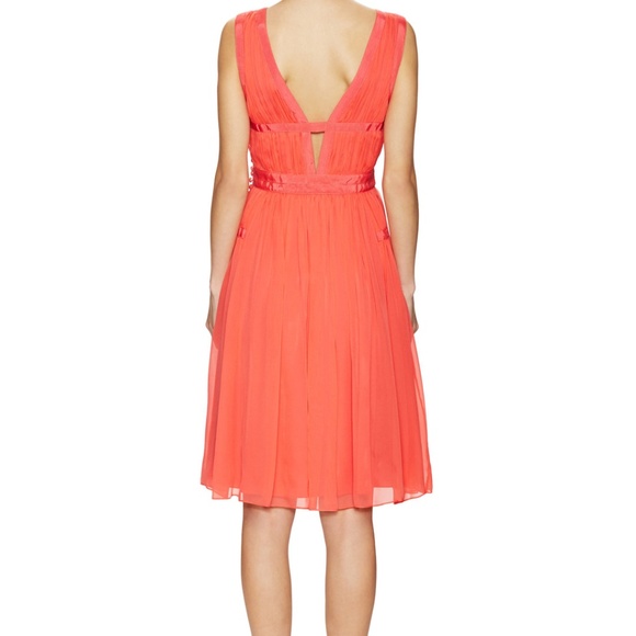 NWT Diane Von Furstenberg DVF Silk Pleated Dress| Flowy Weddings & Special Event - Picture 3 of 15